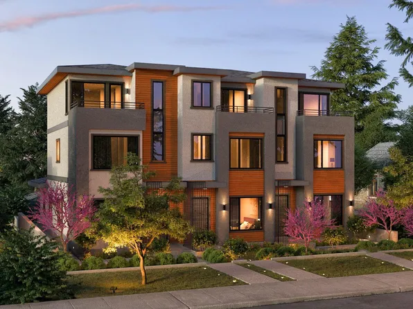 686 Florence St, Coquitlam, BC V3J 4C8