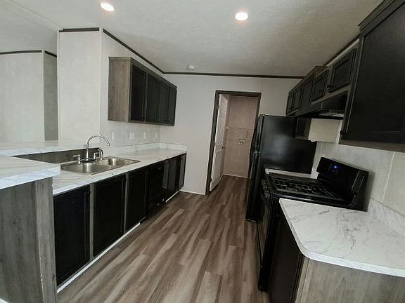 4th image of 312 Oriole Ln #312