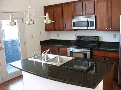 5th image of 160 Wall St Unit L-304