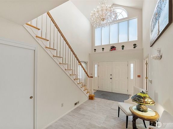 4th image of 6209 53rd Street Ct W