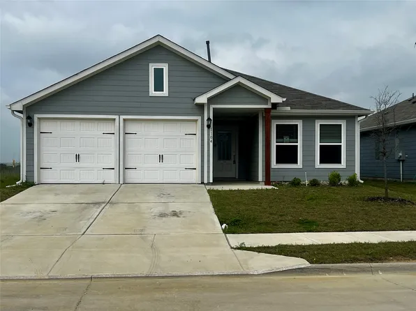 1104 Tiger Lily Ln, Fort Worth, TX 76108