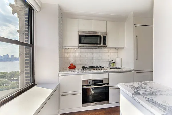 Sold by Halstead Real Estate | media 5