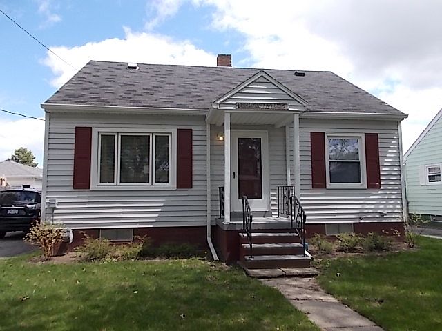 1st image of 302 Patterson Ave