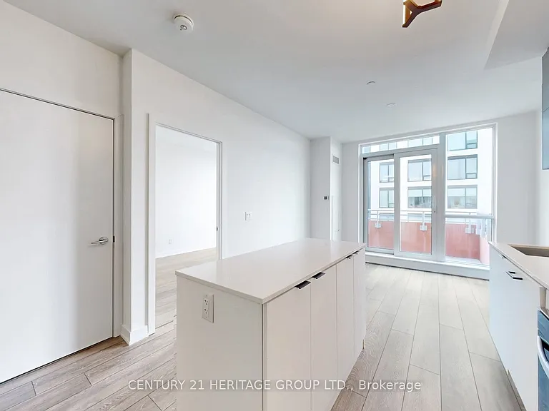 8888 Yonge St #708 — Photo 16