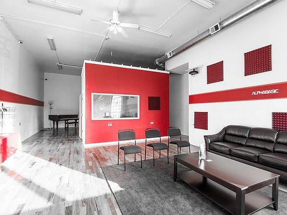 3147 store front_11282012