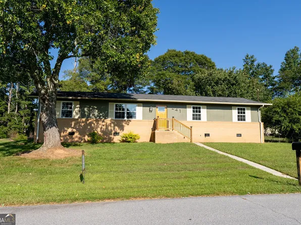 241 Price St, Bremen, GA 30110