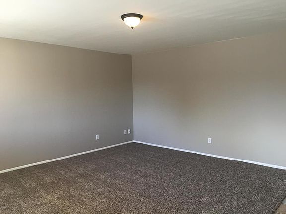 3rd image of 5540 W Lewis Ave