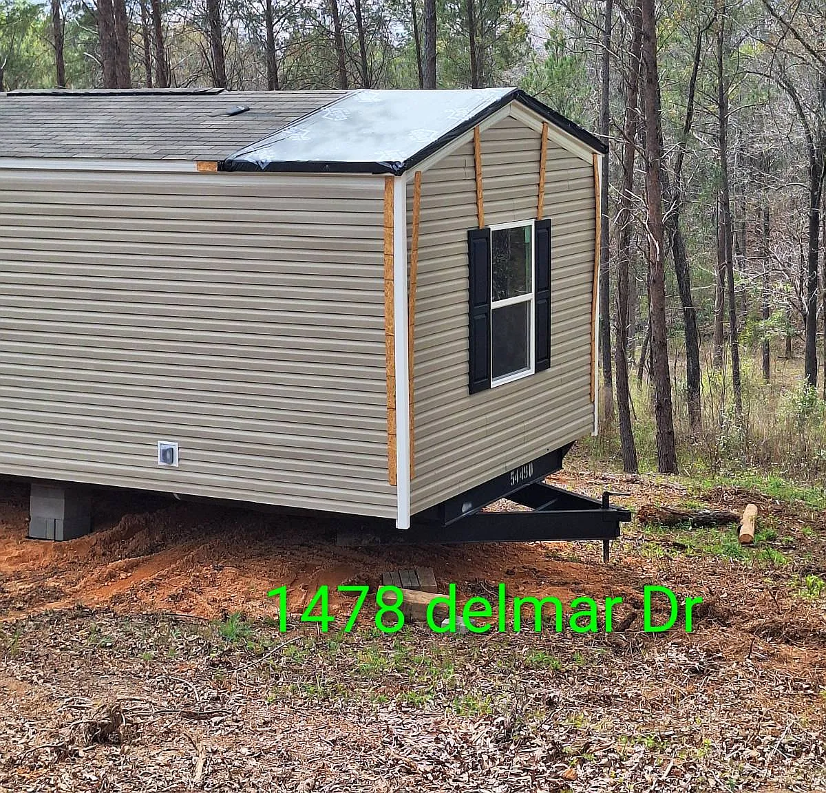 3 bed, 2.0 bath, $600 — Photo 1