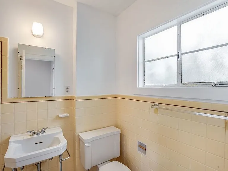 2727 Parker St #C — Photo 15