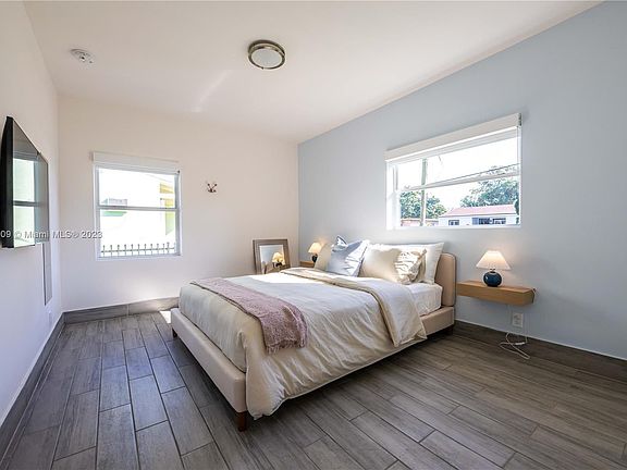 5th image of 671 NW 50th St #1