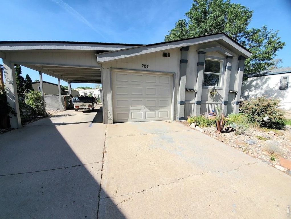 1166 Madison Ave #204