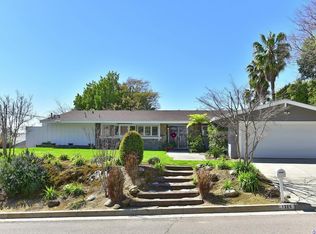 1325 Cresthaven Dr, Pasadena, CA 91105