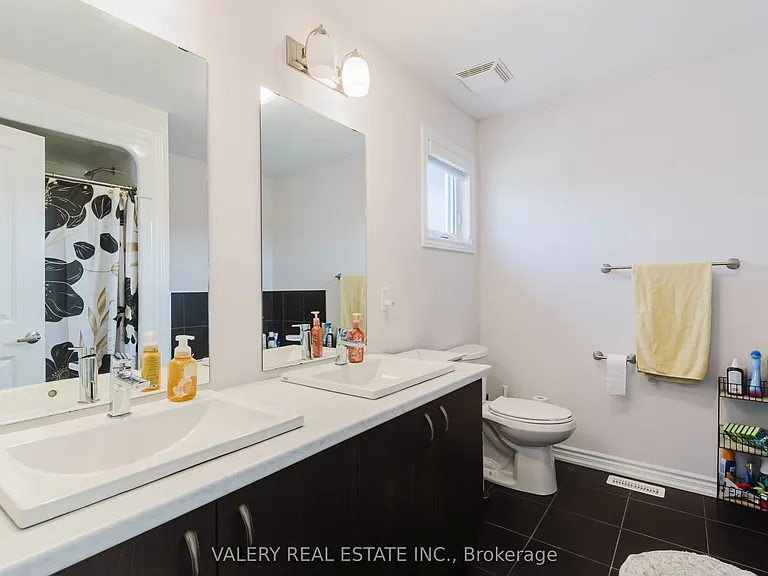 133 Caroline St — Photo 31