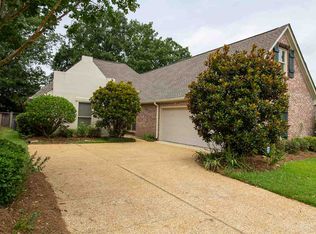 717 Versailles Dr, Ridgeland, MS 39157