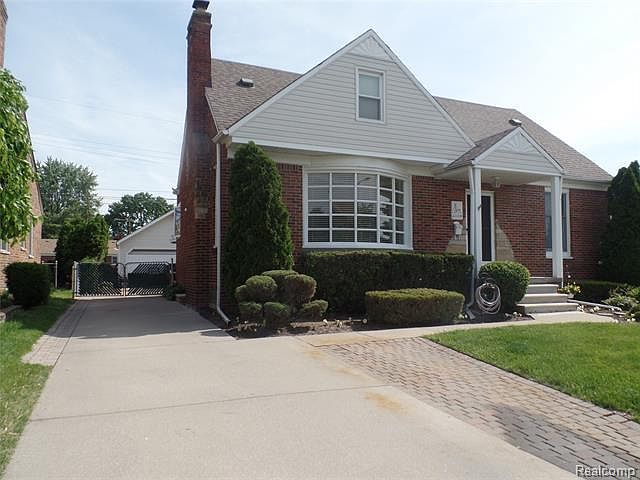 1st image of 22501 Bayview Dr