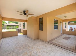 2153 NW 92nd St, Miami, FL 33147