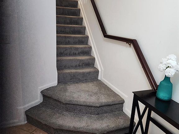 3rd image of 1729 Wood Carriage Way #104