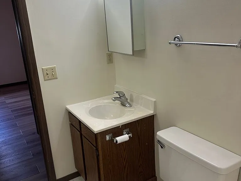 1808 W Faidley Ave — Photo 12