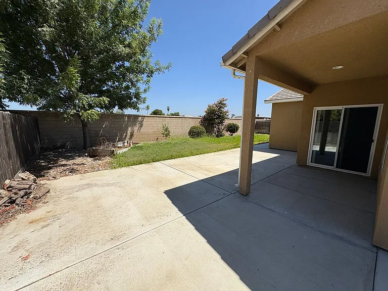 1562 National Dr — Photo 25