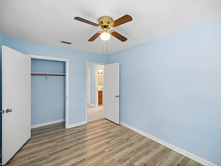349 Primrose Cir — Photo 33