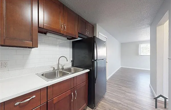 1 bed, 800 sqft, $1,285 — Photo 2