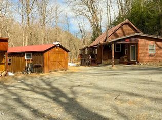 142 Church Rd, Johnstown, NY 12095