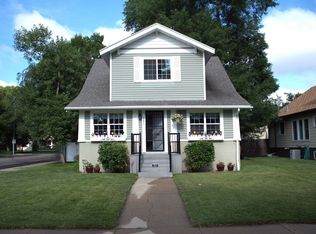 301 8th St NW, Minot, ND 58703