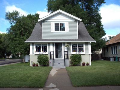 301 8th St NW, Minot, ND, 58703