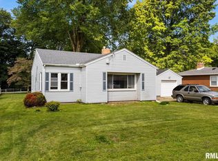 201 Twin Oaks Ct, East Peoria, IL