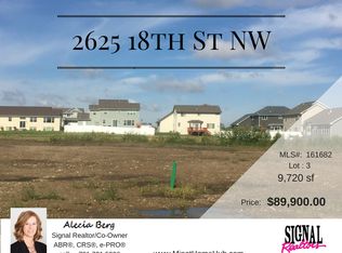 2625 18th St NW, Minot, ND 58703