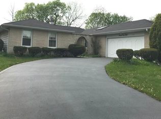 3450 Venard Rd, Downers Grove, IL 60515