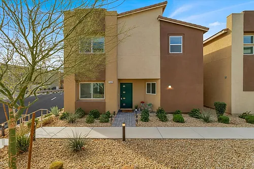 7481 Moonglade St Photo 1