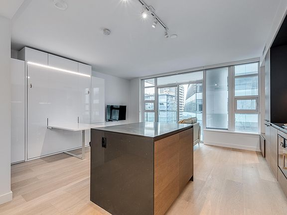 3rd image of 1289 Hornby St #1503