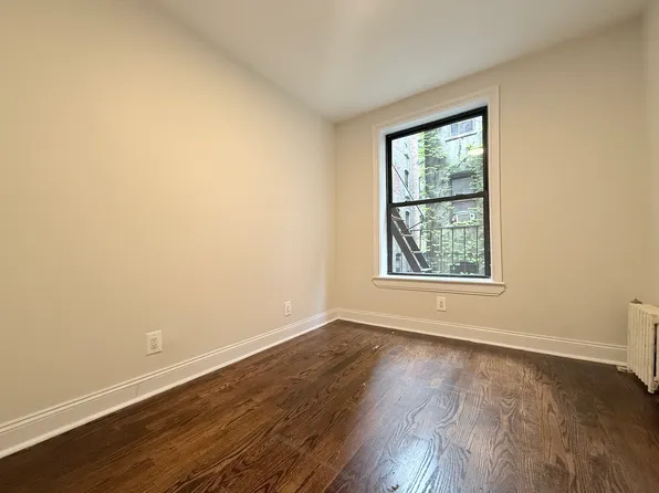 348 West 118th Street image 7 of 17