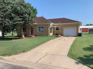 614 31st St, Wilson, KS 67490