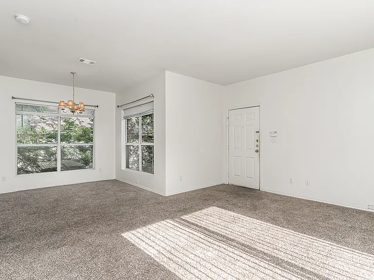 3329 Rosedale Ave #21 — Photo 20