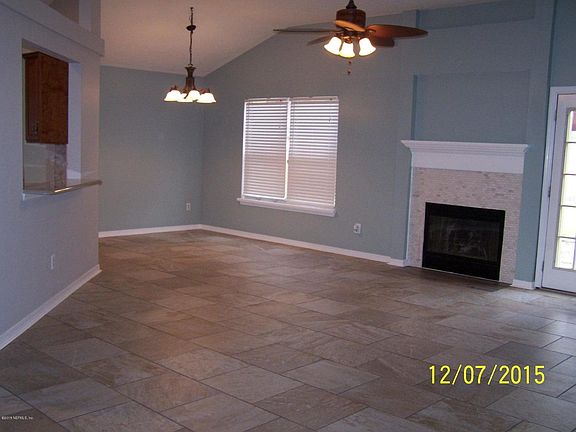 Living/Dining 1