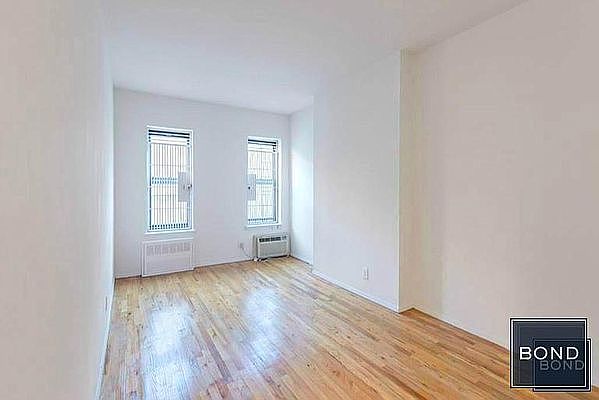 1st image of 1558 2nd Ave APT 3f