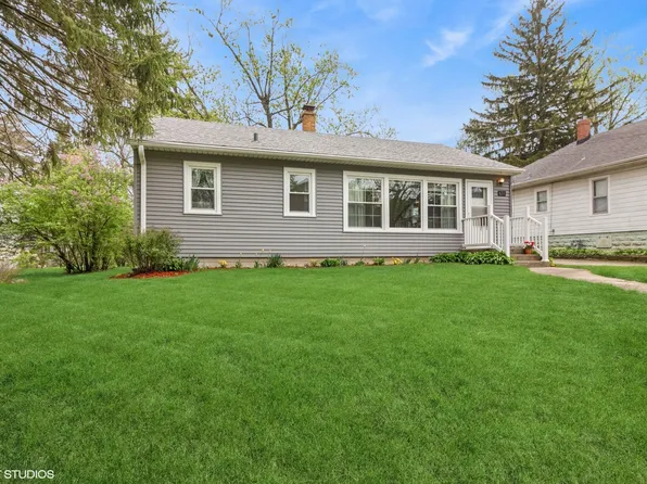 638 N 10th St, Dekalb, IL 60115