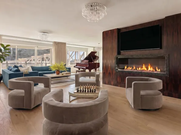 425 East 58th Street image 1 of 13