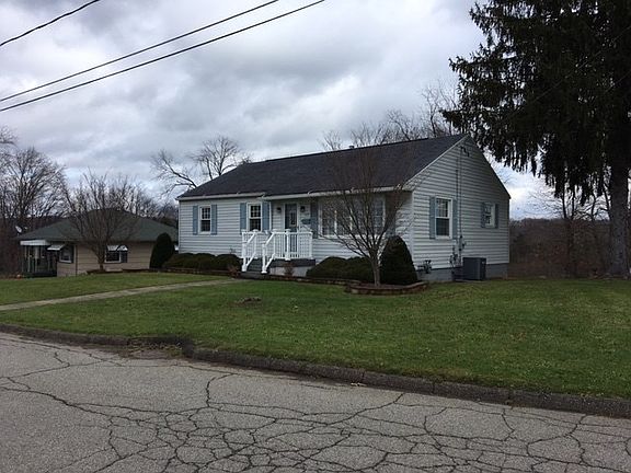 3rd image of 409 Englewood Ave