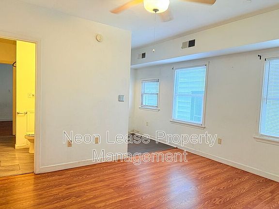 2nd image of 42 Commerce St #D-2