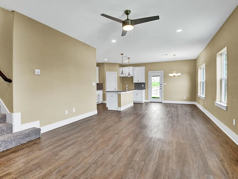 300 Woodgrove Dr #A — Photo 9