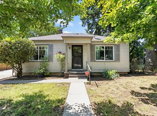 3903 SE 98th Ave, Portland, OR 97266