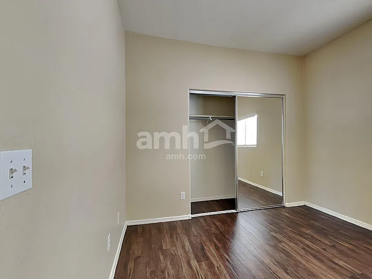 2548 W Spencer Run — Photo 16
