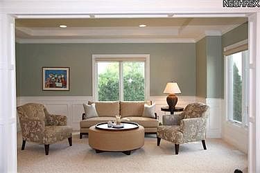3rd image of 325 Capital Hill Cir