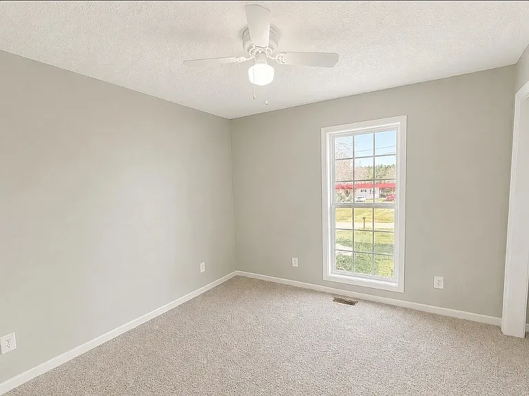 1164 Bert Moorhead Rd — Photo 9
