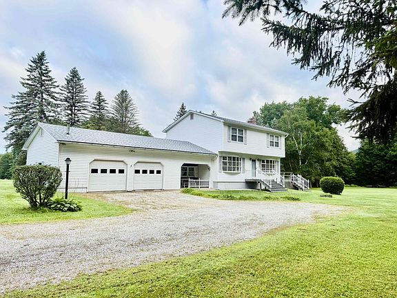 2nd image of 2997 Cochran Road