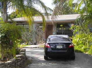 7390 Cleveland St, Hollywood, FL 33024
