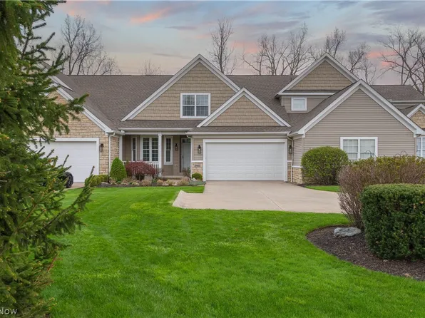 29465 Hummingbird Cir #53, Westlake, OH 44145